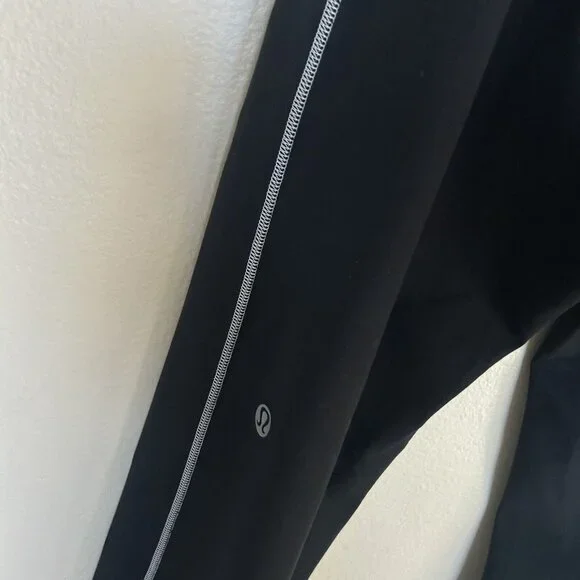 Lululemon Athletica Joggers Black Cotton Blend Sweatpants Men's Large Tall 43.5” - Picture 11 of 15